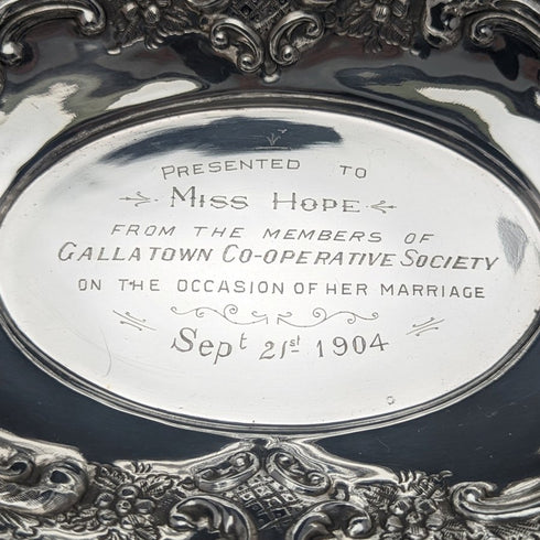 英国アンティーク シルバープレート製 大型バスケット 花彫刻 稼働ハンドル 548g